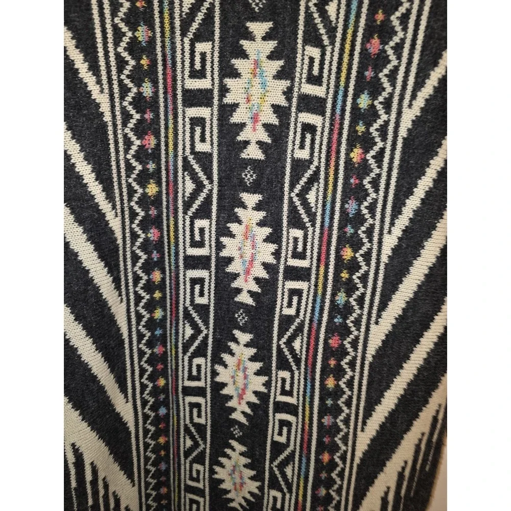 GeeGee Women's S/M Sweater Cardigan Open Front Gray Aztez Western Boho-chic